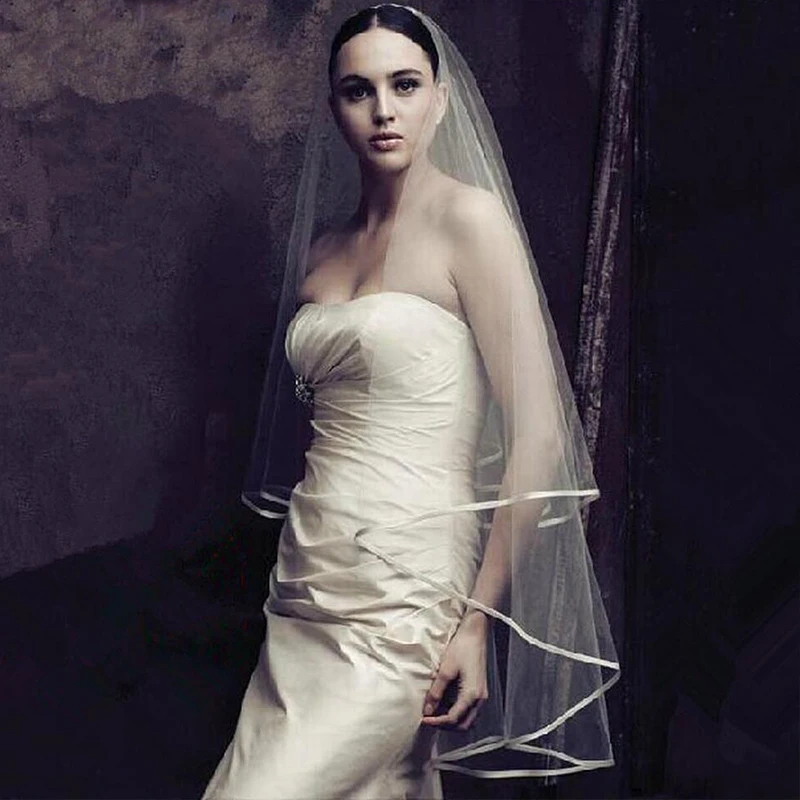 Свадебная фата с гребнем 2017 привлекательная пряжа окрашенная Однослойная