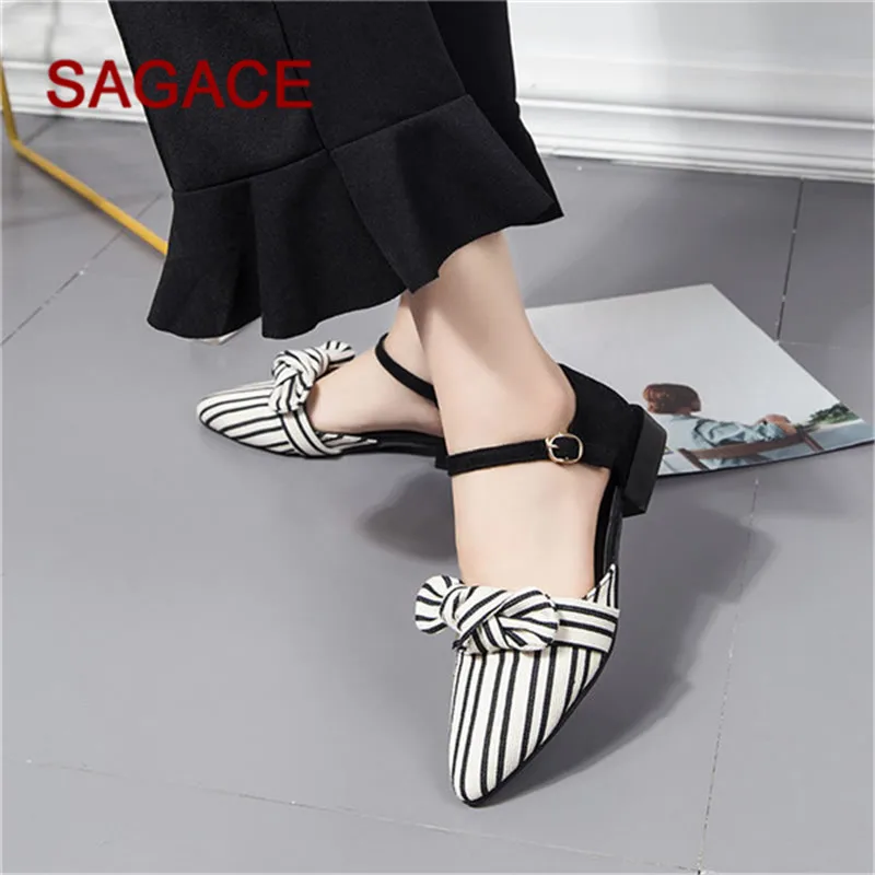 Женские сандалии SAGACE с острым носком в полоску на квадратном каблуке пряжкой
