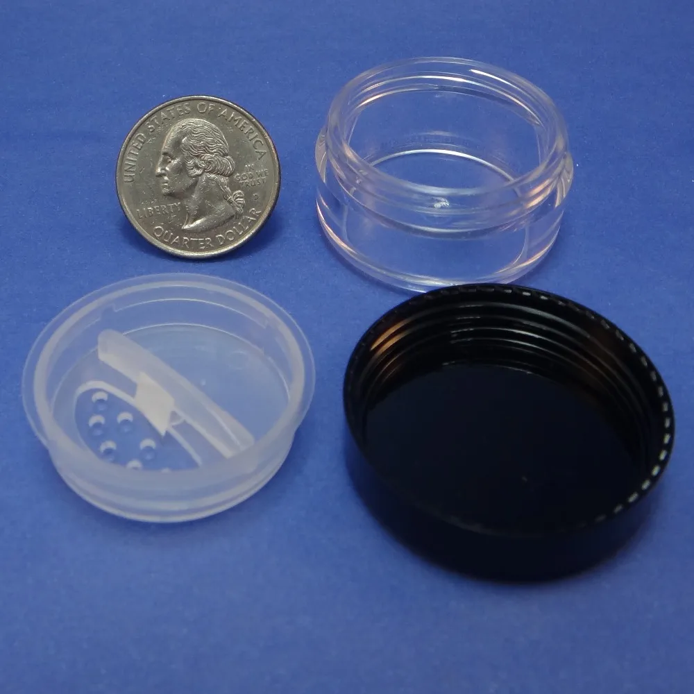 15 шт. Сделано в Тайване пластиковая банка с фотозмеями и черной крышкой размером