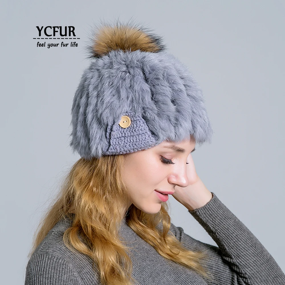 YC Fur милые шапки для девочек, шапки бини, зимний теплый вязаный кроличий мех, шапка из шерсти, шапка для женщин из меха енота, шапки с помпонами, шапки бини для женщин