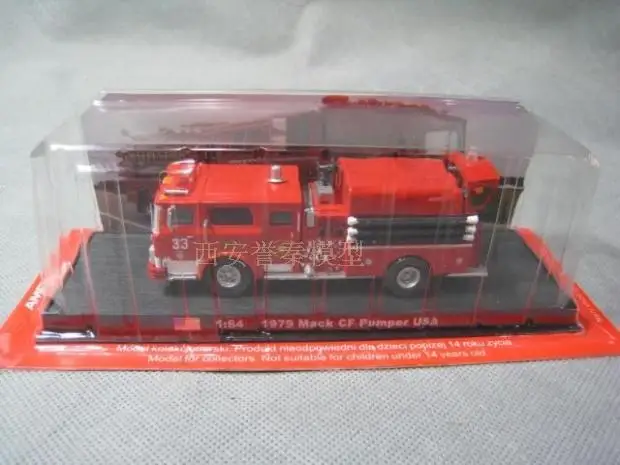 AMER 1/64 масштабная модель автомобиля игрушки 1979 Mack CF Pumper США пожарная машина литая под давлением металлическая модель грузовика игрушка для сбора, подарка, украшения - Цвет: Красный