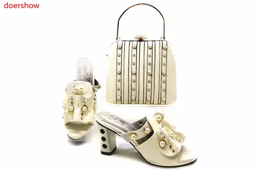 

Doershow/Новое поступление; Свадебный комплект из обуви и сумки в африканском стиле; цвет бежевый; Итальянская обувь с сумочкой в комплекте; женская обувь для вечеринки в нигерийском стиле; HBR1-7