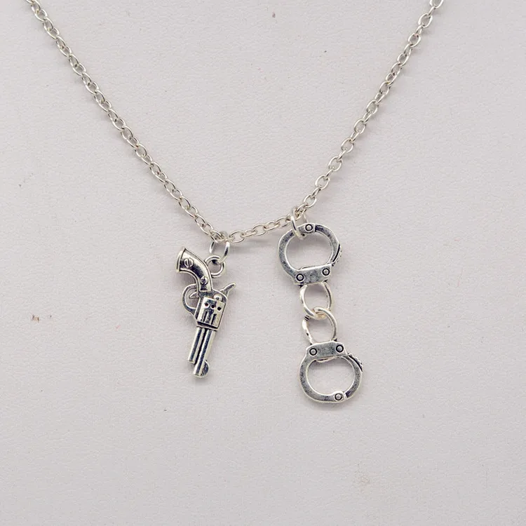 Модный подарок серебряные наручники амулеты кулон в виде пистолета ожерелье для
