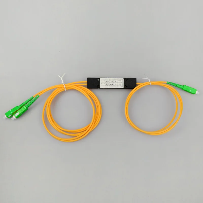 Оптоволоконный сплиттер 1 : 2 SC APC Соединительная кассета PLC 1x2 ABS коробка
