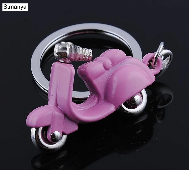 Car KeyChain New Fashion Mini Motorcycle Car Keychain Key Ring Pendant Small Gifts 5 Colors Car KeyRing For Christmas Gift 17127
