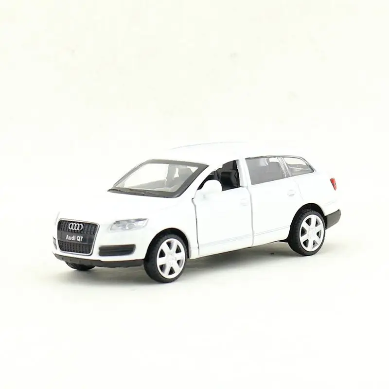 Audi Q7 V12 SUV Black 1:36 Model Car Diecast Gift Toy Vehicle Kids Pull Back