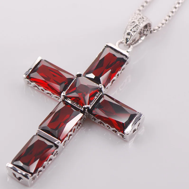 

Cross Garnet 925 Sterling Silver Fashion Jewelry Pendant TE428