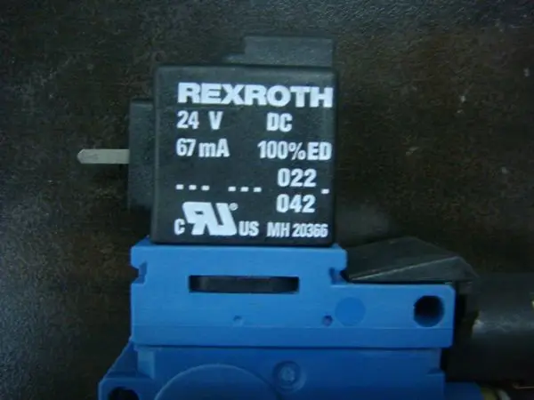 

[SA] Положительный! Товары в наличии немецкий Rexroth REXROTH-электромагнитный клапан 24В -- 2 шт./лот