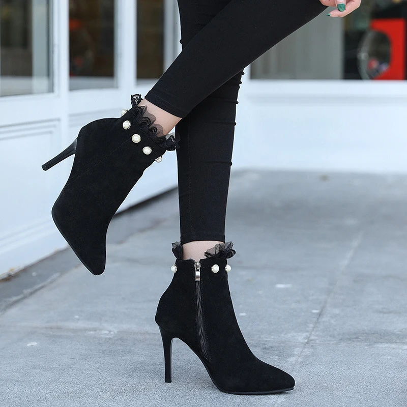 Новинка Осень зима 2019 женские ботинки с жемчугом без каблука эффектом потертости