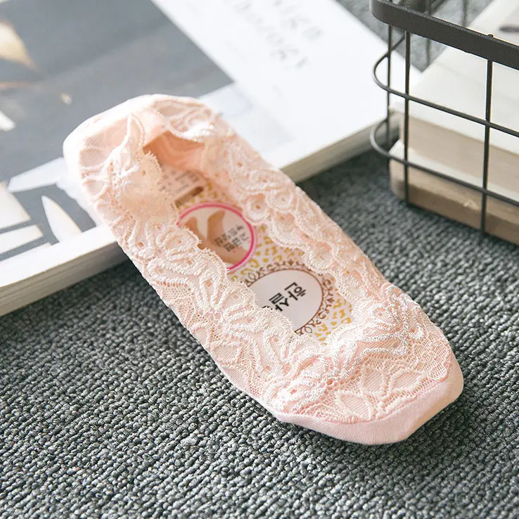 pink Женские сексуальные кружевные невидимые нескользящие носки-башмачки женские весна лето Нескользящие низкие носки Модные Цветочные носки с узором Тапочки - Цвет: pink
