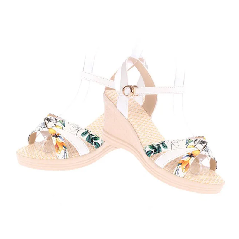 KNCOKAR Summer new color print flat slope and women's sandals chic simple air clasp high heel tide. | Обувь