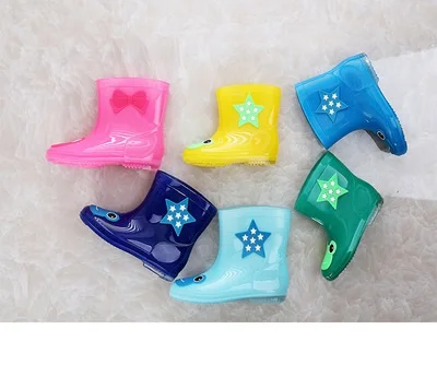 Модные детские непромокаемые сапоги Нескользящие для мальчиков и девочек с