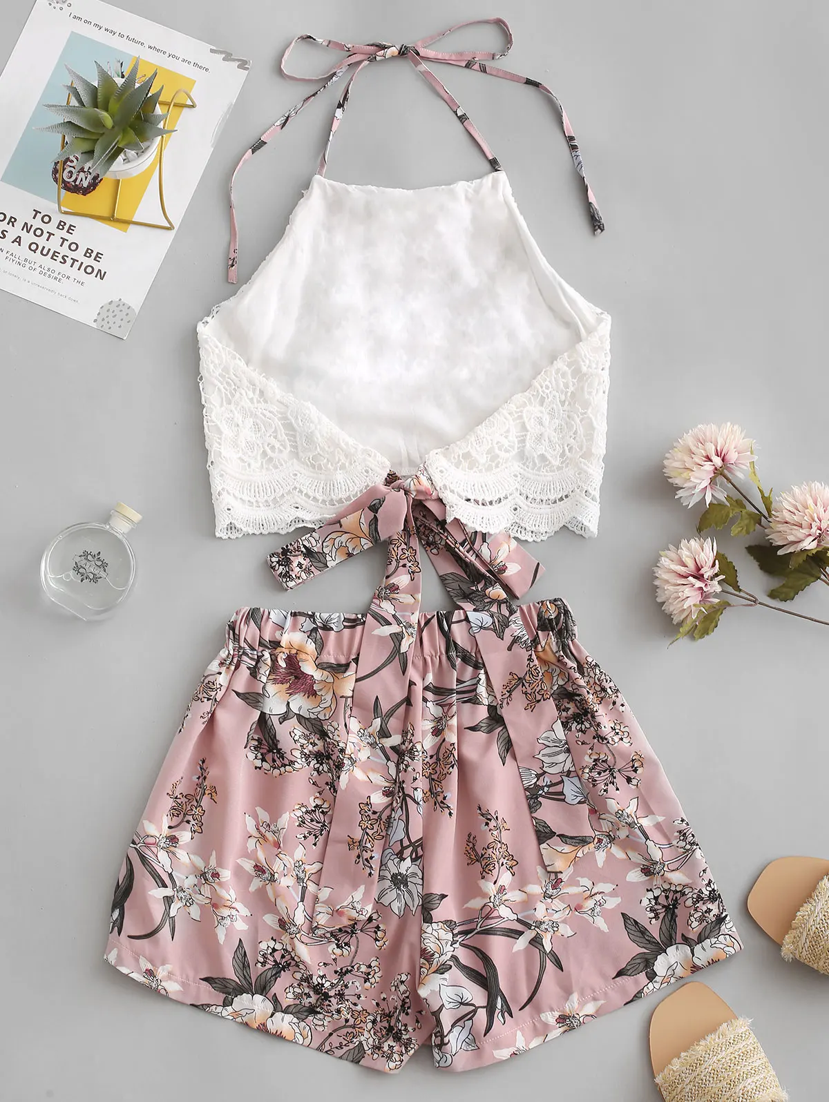 ZAFUL Lace Panel Floral Halter Two Pieces Suit Chic High Waist Sleeveless Women's Sets Vintage Pullover Crop Top And Shorts 2019 | Женская