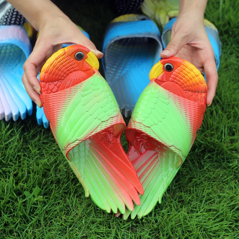 Забавные креативные тапочки с попугаем женские Вьетнамки для родителей и детей