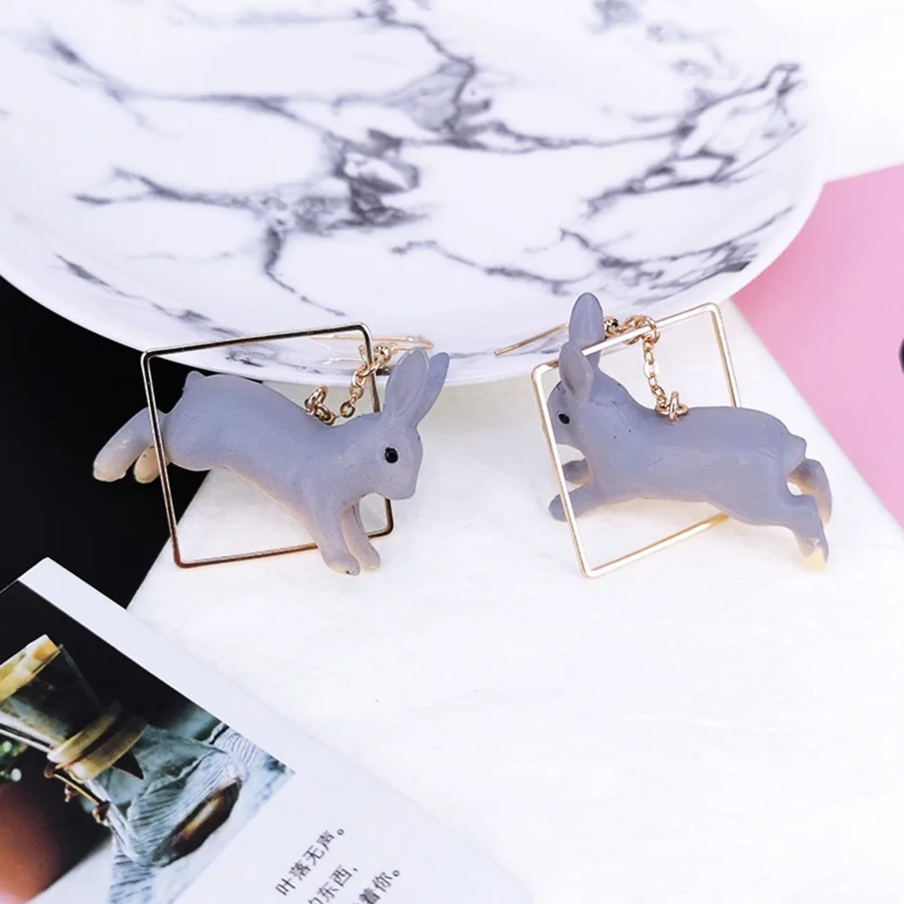 Индивидуальные милые трехмерные серьги-подвески из сплава с кроликом