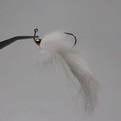 Bimoo 4 шт. Размер 1/0 бас Щука медь Beadhead нахлыстом стримеры белый Chartreuse черный - Цвет: White 4PCS