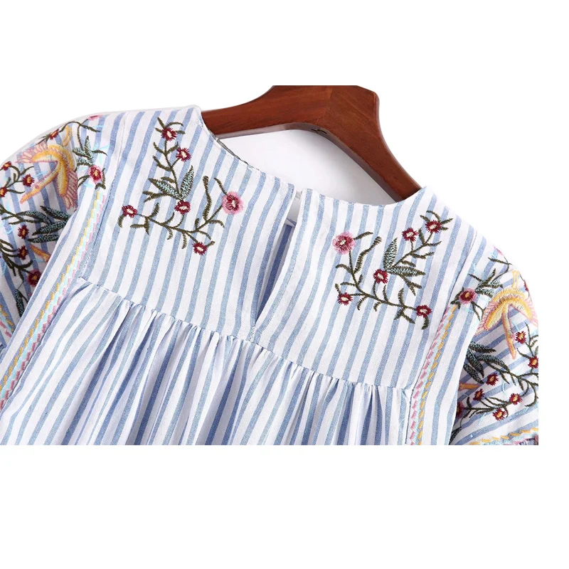 Лето-осень Для женщин Блузки для малышек 2017 цветочный Вышивка рубашка в полоску O