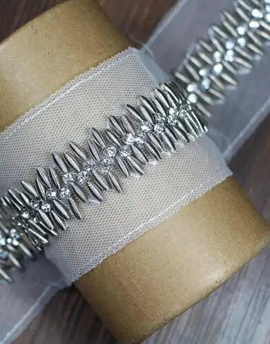 white 2yd серебряные бисерные Стразы кружевная отделка Лента черная белая сетка кружевная ткань аппликация Сделай Сам шитье Одежда Аксессуары для свадебного платья - Цвет: white