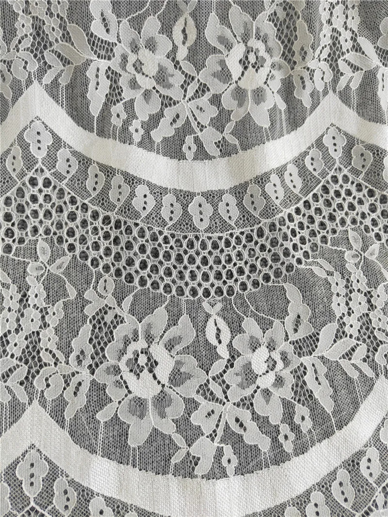 

Top quality 3 Meters Off White Eyelash Chnatilly Lace Fabric Embroidery Floral Lace for Prom Dress Beach Wedding Gown 150cm wide