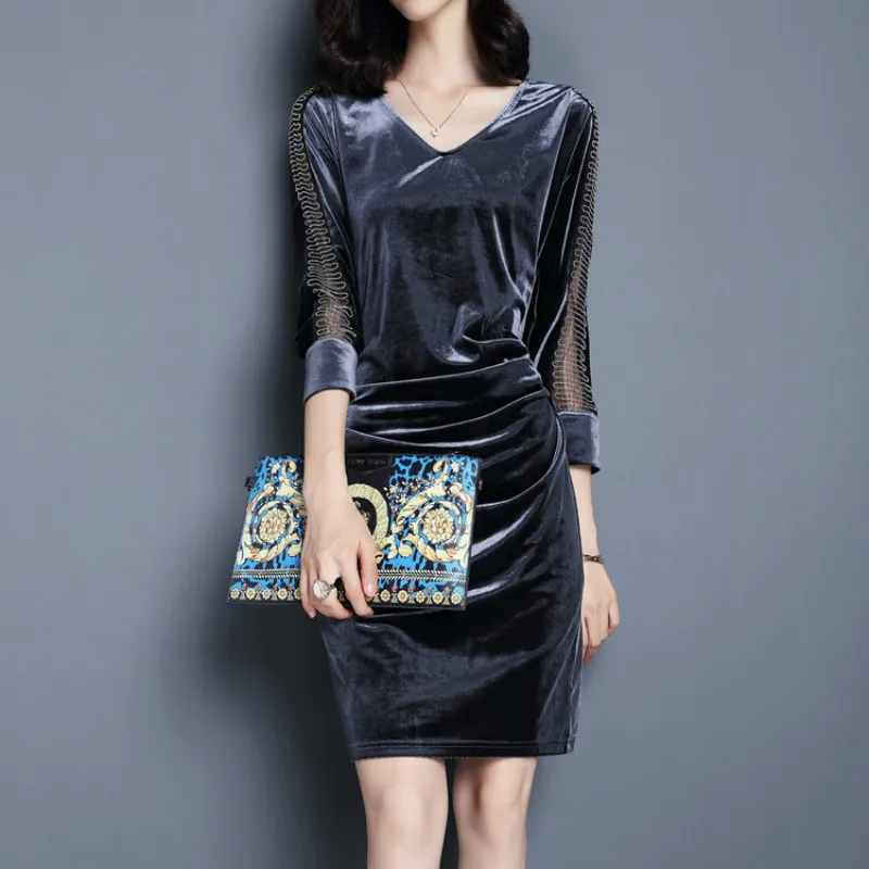 Loneyshow 2018 Autumn Gold Velvet Women's Dress Retro Stitching V-neck Long Section Waist Pocket Hip Black And Grey | Женская одежда