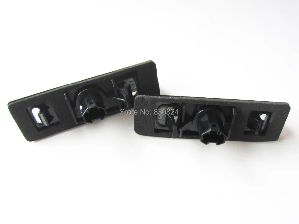 Светодиодный светильник для номерного знака Toyota Camry Prius NHW11 Avensis Verso Echo 4D 2X18SMD |