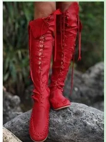 Женские сапоги выше колена прорезиненные высокие с круглым носком на плоской