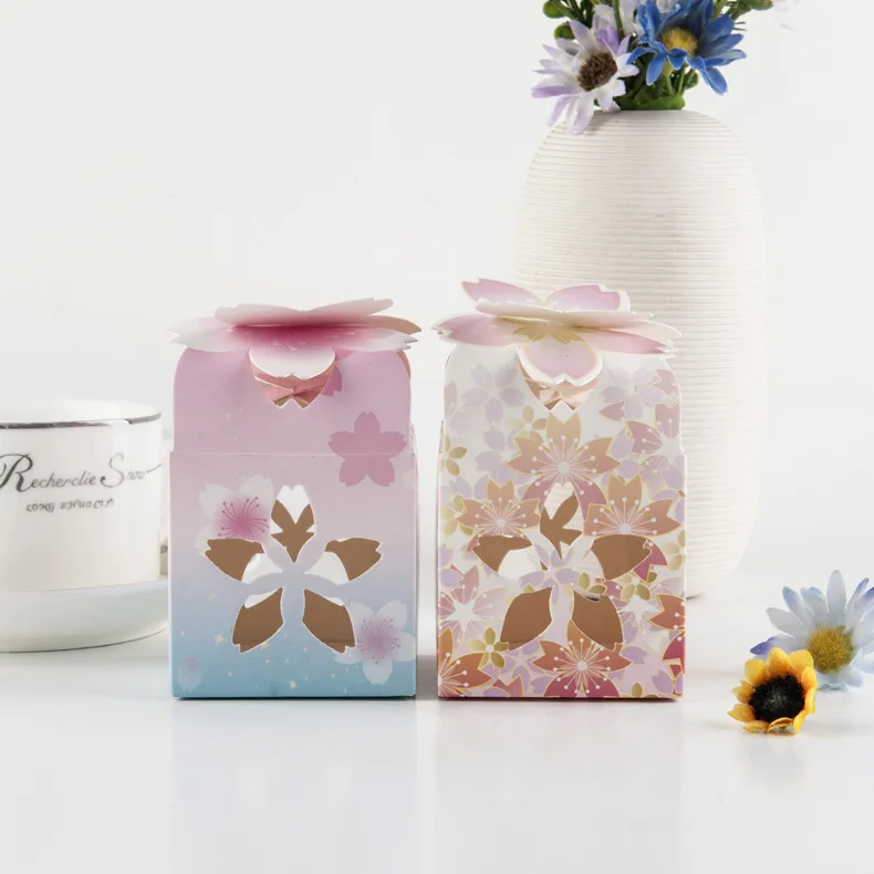 Индивидуальность Оригинальность Коробка для конфет на свадьбу в виде вырезанных лепестков в упаковке для малышей в качестве подарочной сумки.