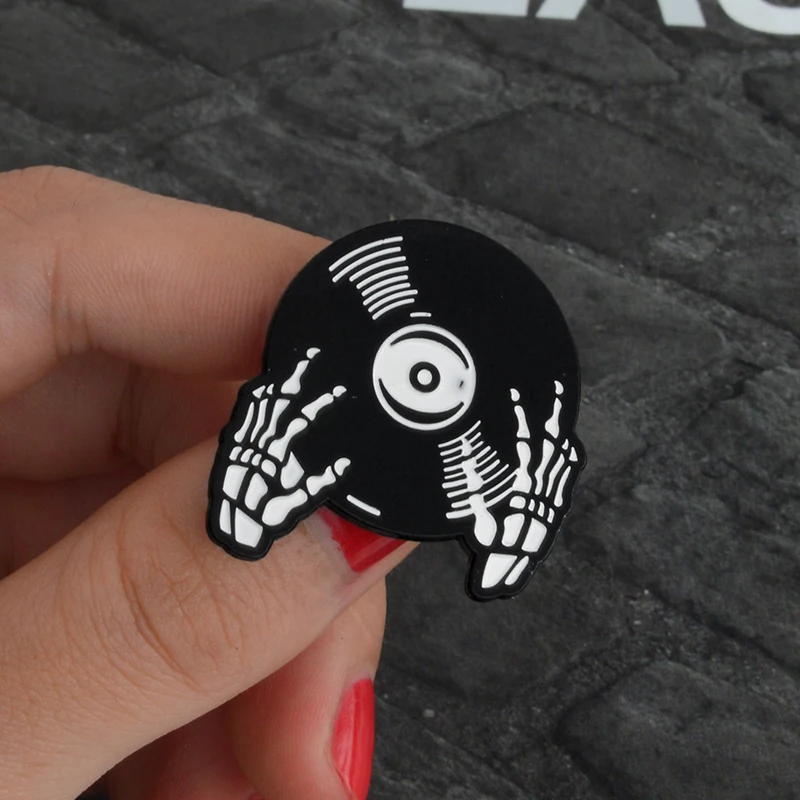 Металлическая брошь XEDZ с эмалью в виде черного черепа стиле хип-хоп пикапа CD