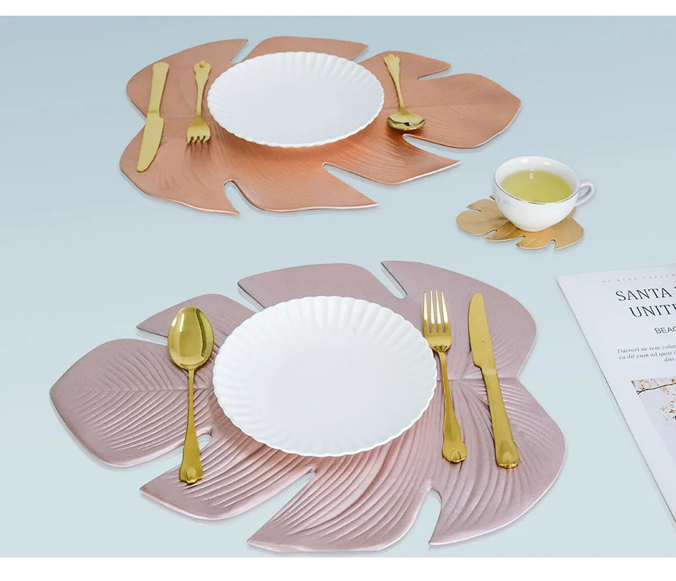 Creative PVC Placemat Simulation Plant Palm Leaf Table Mat Pink Gold Heat Insulation Waterproof Pad Home Christmas Decoration