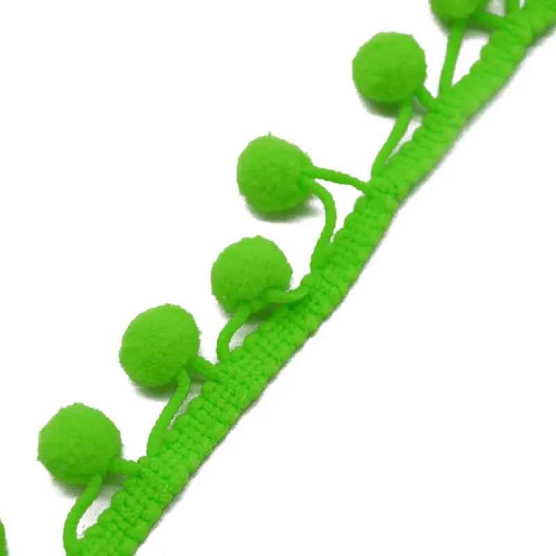 Fluorescent green Кружевная Ткань 5 ярдов Швейные аксессуары помпон отделка украшения с помпонами кисточка шар лента с бахромой DIY материал одежды - Цвет: Fluorescent green