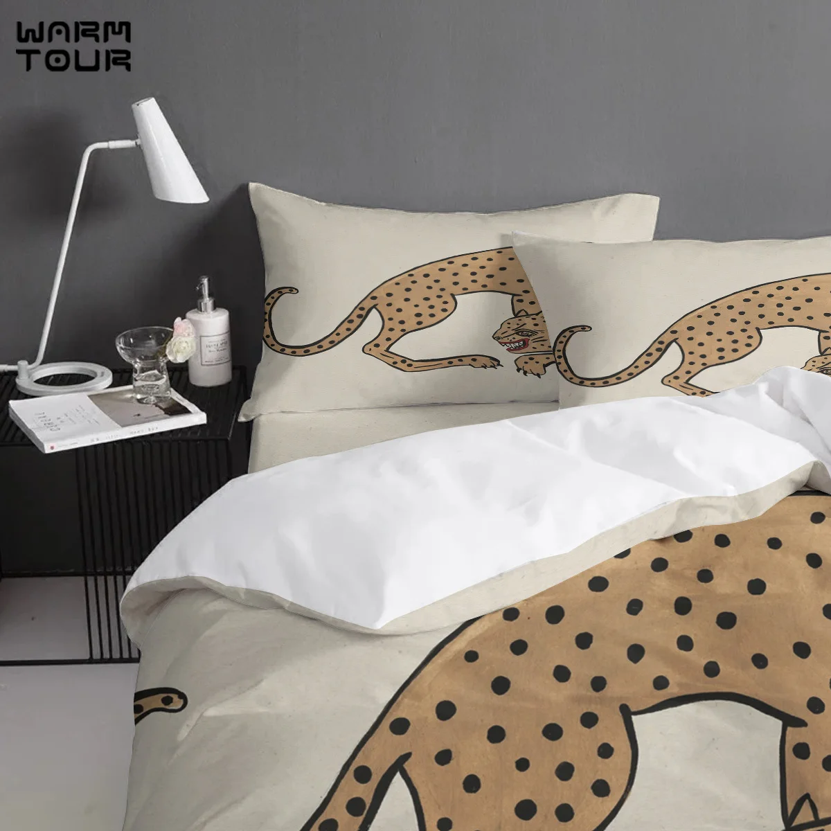 Комплект постельного белья WARMTOUR из 4 х предметов пододеяльник с