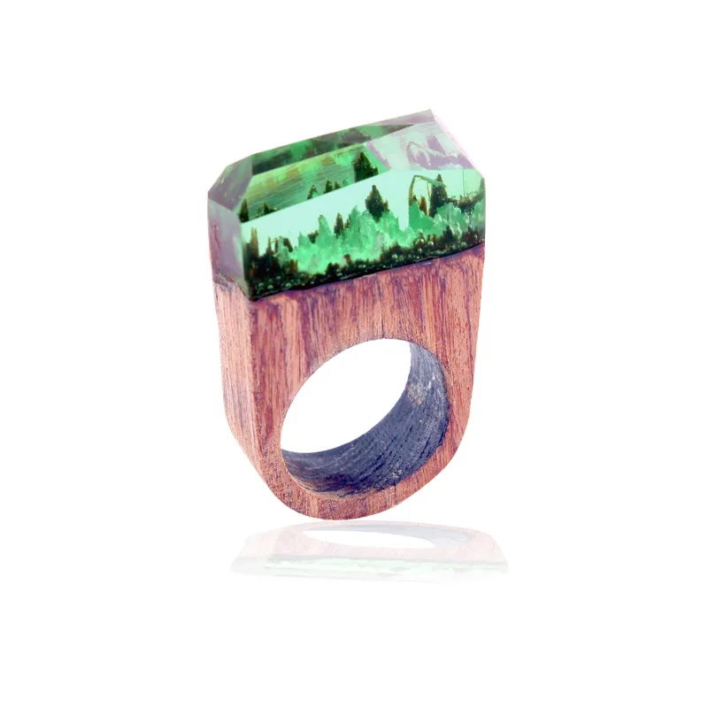 Винтажное кольцо ручной работы из дерева и смолы магический тайный лес вечерние - Фото №1