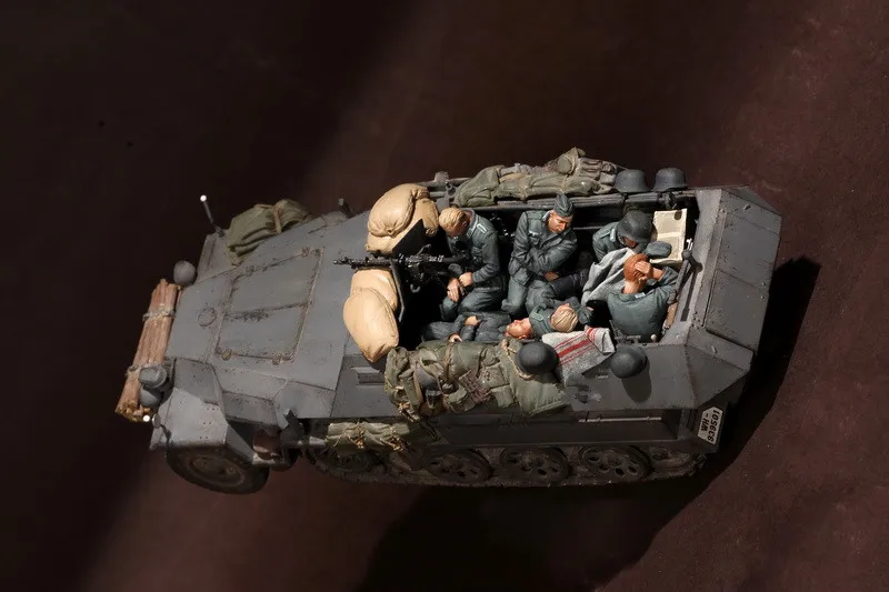 1/35 модельная фигурка из смолы в комплекте нераскрашенная 258 без