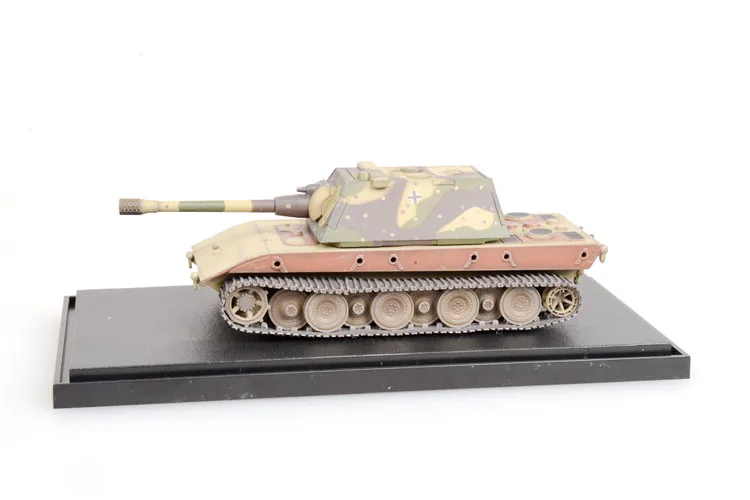 1/72 E-100 с револьвером Krupp собранная модель от Modelcollect AS72124 |