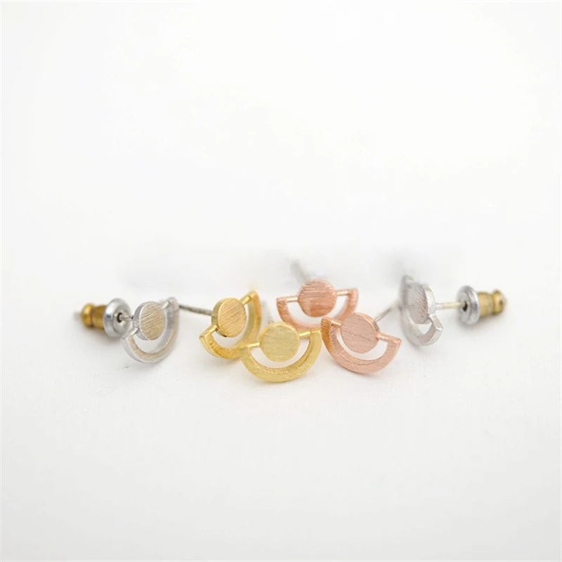 Модные серьги гвоздики в виде глобуса индивидуальные плоскости простые и