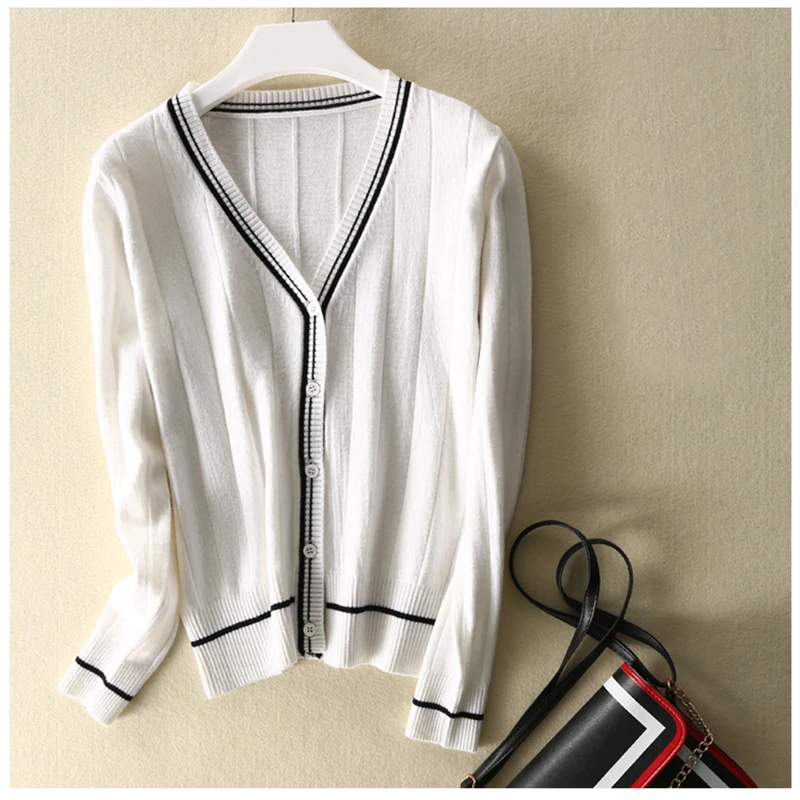 HZYRMY 2018Spring and Autumn New Women's Cashmere Cardigan Fashion V-Neck Loose Short Jacket Wool Knit Soft High Quality Sweater |