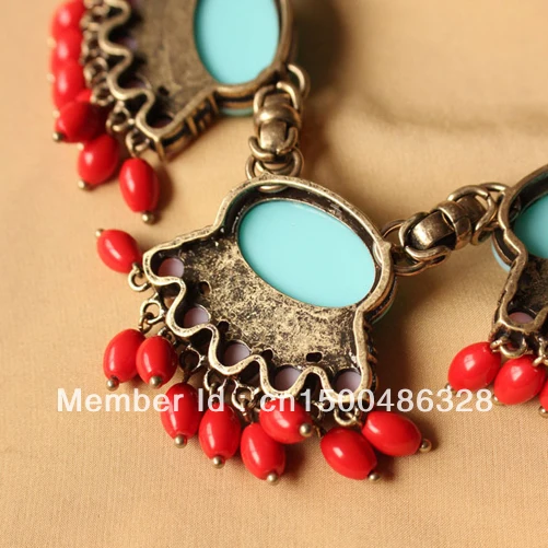 Antique Inspired Chunky Statement Necklace |