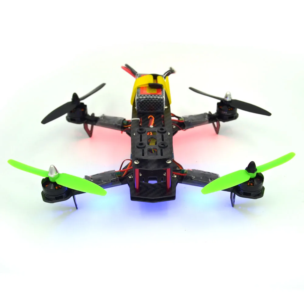 FPV рама гоночный+ CC3D Контроллер полета+ MT2204 2300KV двигатель Simonk fpv12A ESC+ 5030 пропеллер AT9 QAV 250 RTF Квадрокоптер