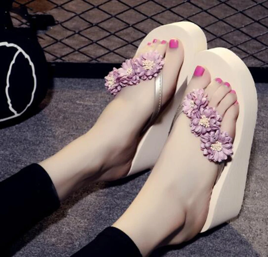 Summer Beach Thick-bottomed Flip Flops PU High-heeled Small Chrysanthemum Flower Clips Shoes Slippers Female Sponge | Обувь
