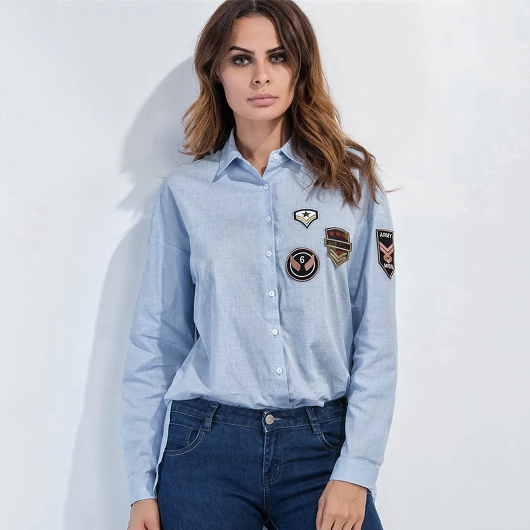 Для женщин блузка значок Декор Высокий Низкий Подол в синюю полоску с длинным