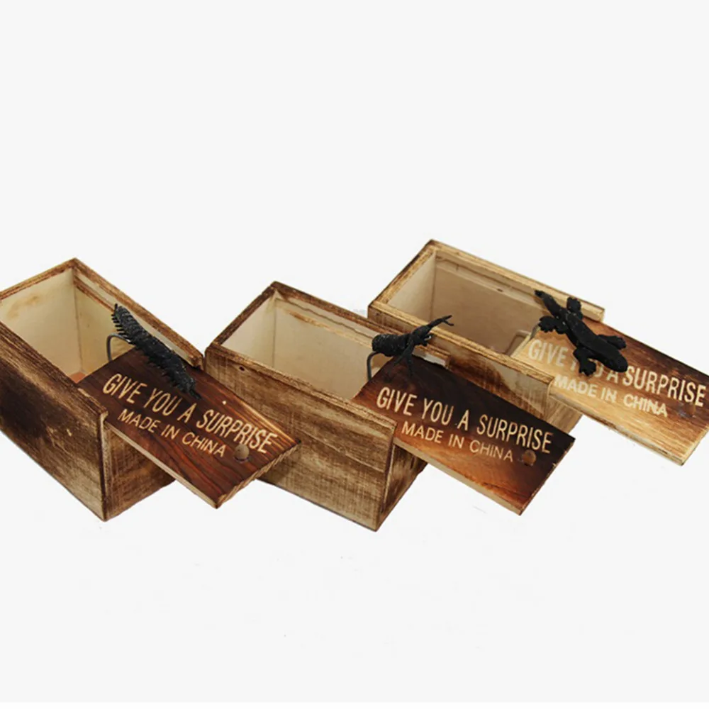 Прочный розыгрыш игрушка реалистичные животные скрытый в деревянной коробке