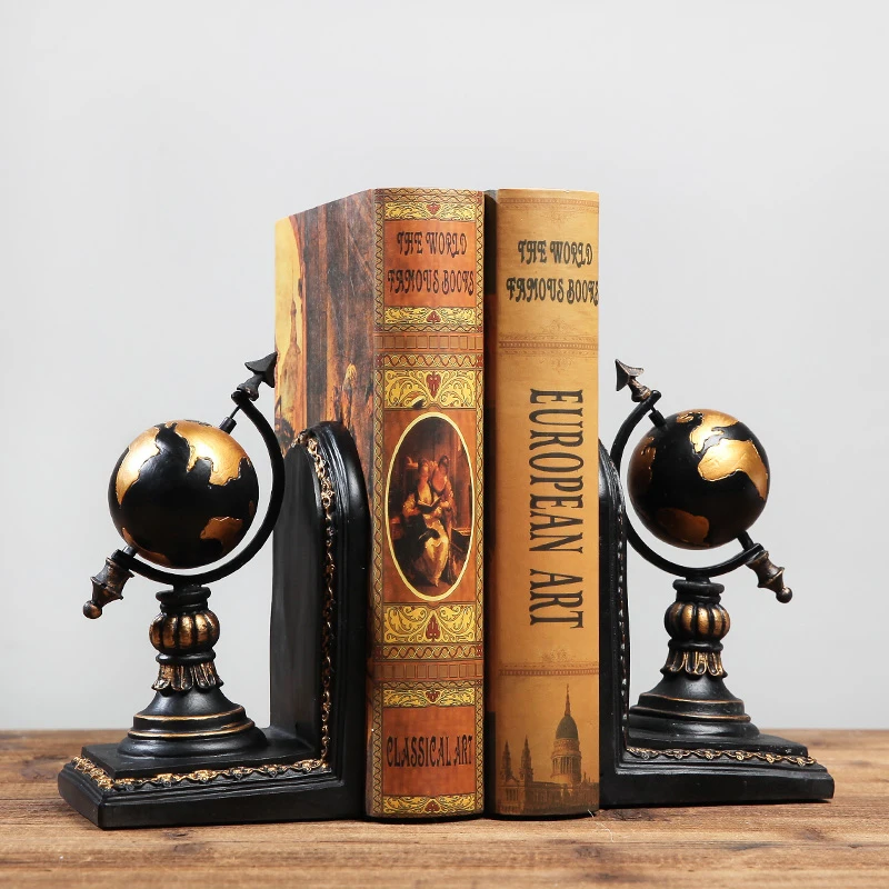 Книжные примеры в скандинавском стиле ретро с круглыми концами для комнаты