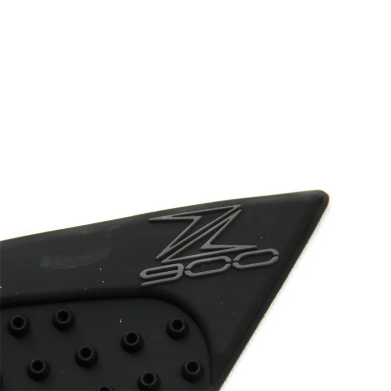 

Hot sell 2x Motorcycle Tank Traction Pad Side Gas Knee Grip Protector Anti slip sticker 3M Black Cover For kawasaki Z900 2017 Ta