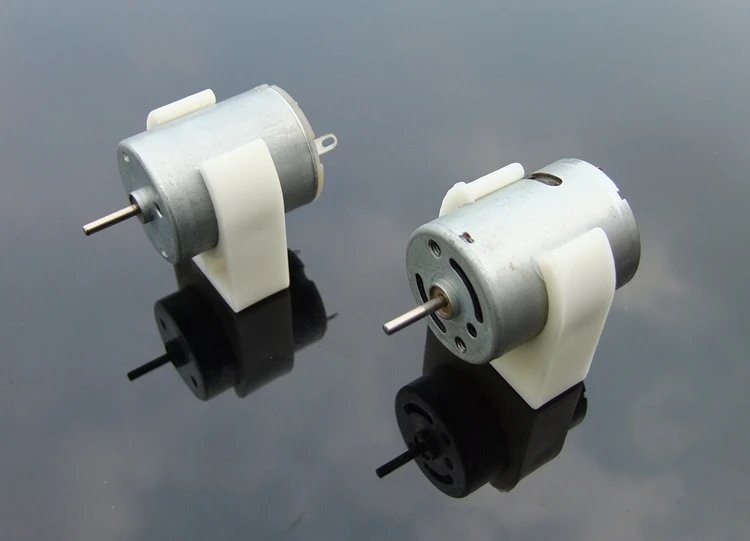 Вертикальный кронштейн молочно белого цвета 1 шт. диаметр 25 мм пластиковый стент