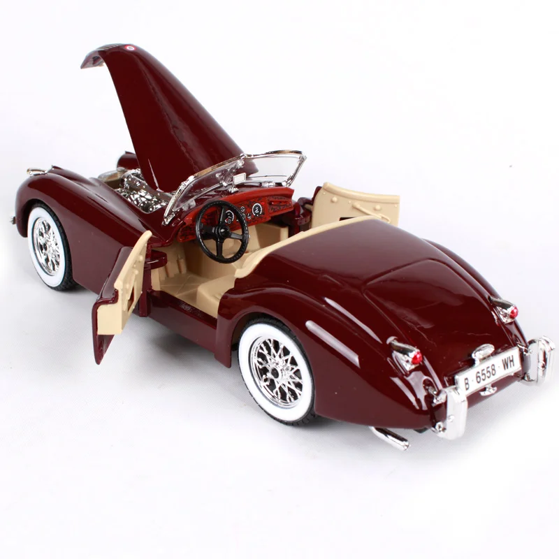 Модель автомобиля Bburago 1:24 JAGUAR XK 120 ROADSTER литой под давлением новинка в коробке