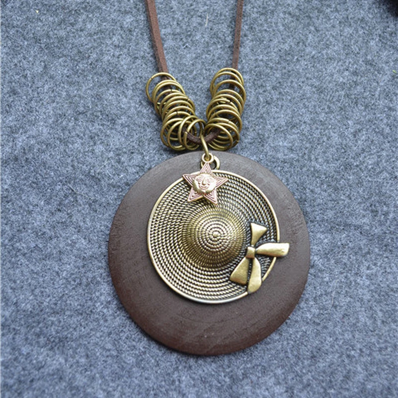 2018 Korean Girl Vintage Craft Ornaments Simple Round Wood Metal Hat Sweater Pendant Necklace for Women Fashion Accessories | Украшения и