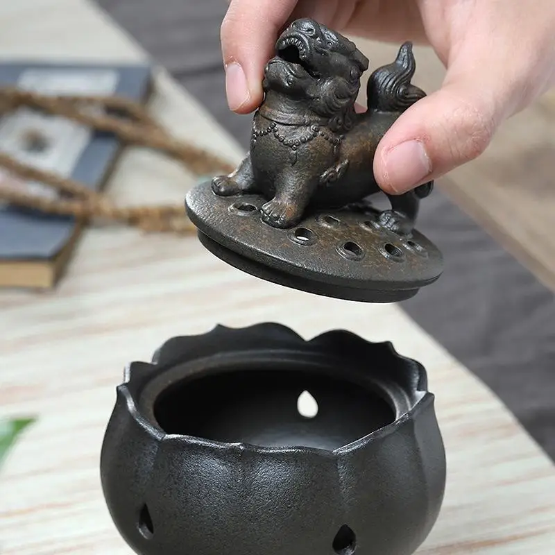 

Lion Incense Coil Burner Lotus Flower Incense Holder Porcelain Aromatherapy Furnace Holder Use In Home Office Teahouse