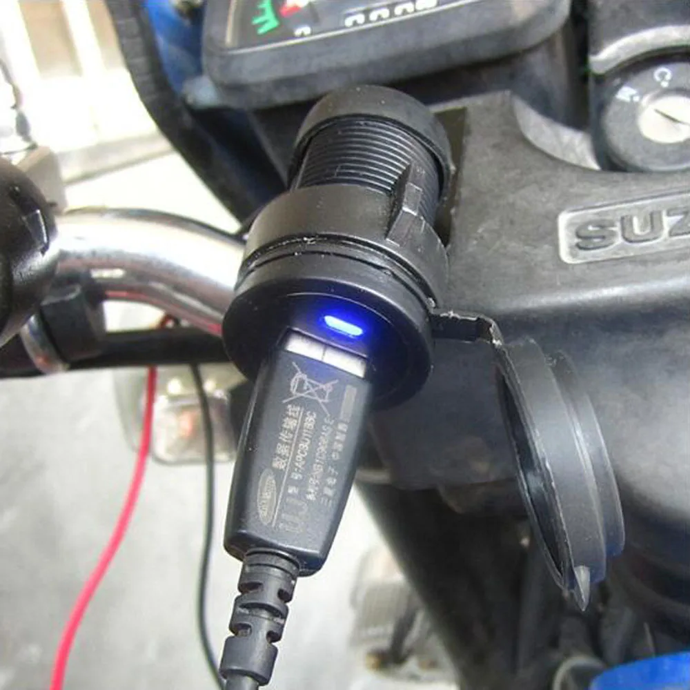 1Pcs 5V 1.5A Motorcycle Electric Car Phone Charger Cigarette Lighter Type USB Waterproof Modification 12V |