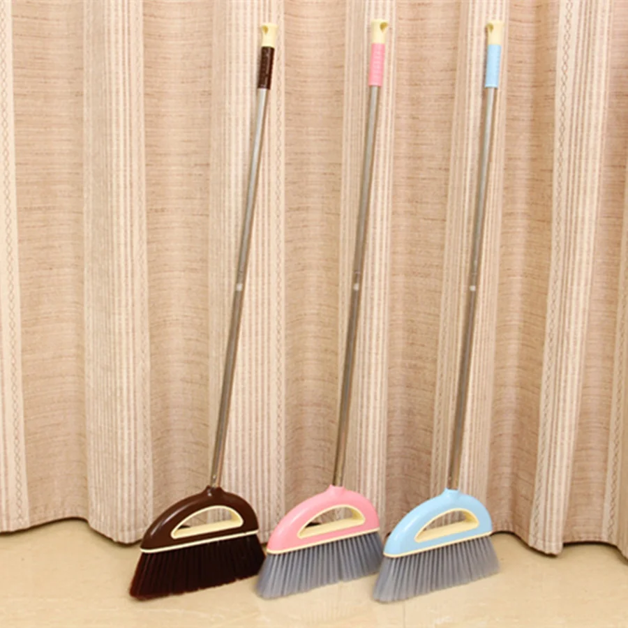 Рукоятка покрыта нескользким материалом начисто пол веник костюм