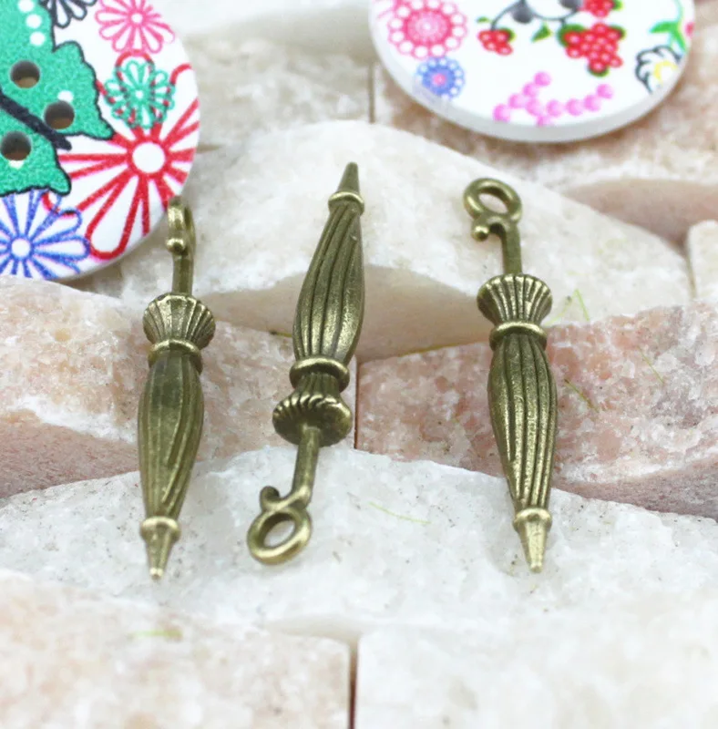 

35*5MM alloy Charm tag Pendants 3D umbrella Ancient Bronze Stripe Pattern necklace pendant jewelry accessories diy